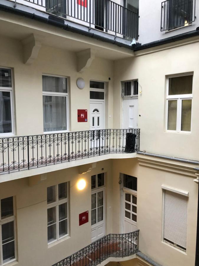 Pau18 Apartments Boedapest Buitenkant foto